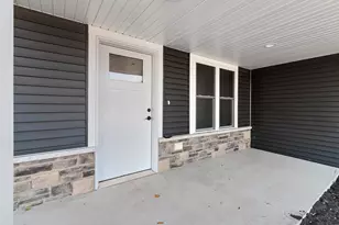 1218 Pecor St, Oconto, WI 54153 - Photo 4