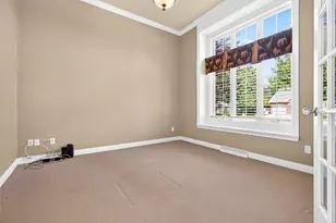 309 E Wentworth Ln, Appleton, WI 54913 - Photo 10
