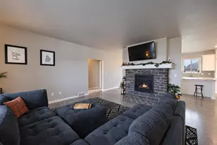 3188 Enchanted Ct, Green Bay, WI 54311 - Photo 4