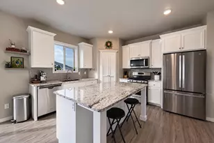 3188 Enchanted Ct, Green Bay, WI 54311 - Photo 12