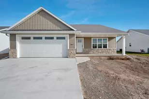 1417 Hoffman Rd, Green Bay, WI 54311 - Photo 10