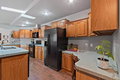 401 Julie Street, Crivitz, WI 54114 - Photo 12