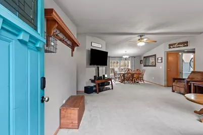 401 Julie Street, Crivitz, WI 54114 - Photo 2