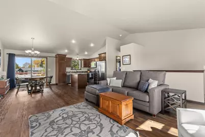 2231 Verlin Road, Green Bay, WI 54311 - Photo 4