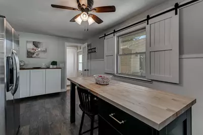 903 Armory Place, Oshkosh, WI 54902 - Photo 10