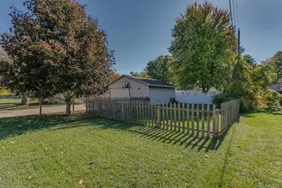 903 Armory Place, Oshkosh, WI 54902 - Photo 34