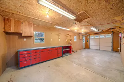 904 Newton Avenue, Waupun, WI 53963 - Photo 36