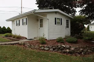 W933 S Shore Ln, Saint Cloud, WI 53079 - Photo 12