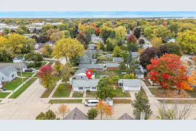1300 Evans Street, Oshkosh, WI 54901 - Photo 4