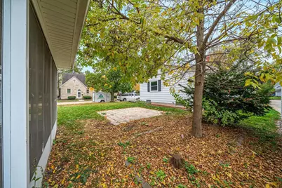 1300 Evans Street, Oshkosh, WI 54901 - Photo 8