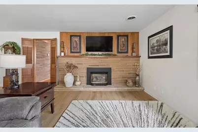 136 Circle Drive, Shawano, WI 54166 - Photo 6