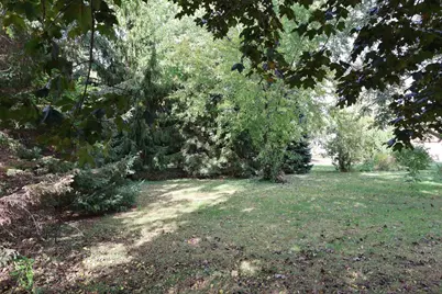 2670 W 20th Avenue, Oshkosh, WI 54904 - Photo 4