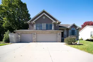 730 Glenwood Dr, Fond du Lac, WI 54935 - Photo 1