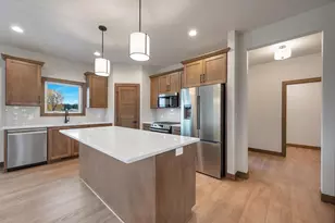 1588 Ontario Rd, Green Bay, WI 54311 - Photo 14