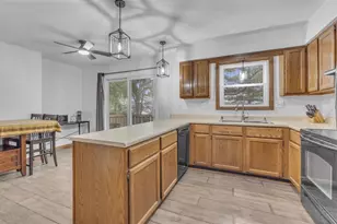 320 Illinois Ave, North Fond du Lac, WI 54937 - Photo 12