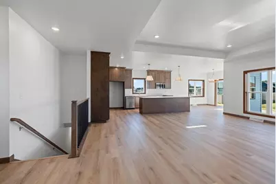 373 Brookline Avenue, De Pere, WI 54115 - Photo 6