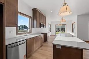 373 Brookline Ave, De Pere, WI 54115 - Photo 14