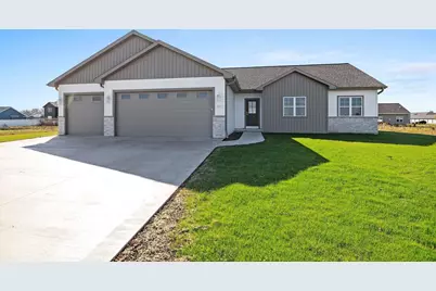 373 Brookline Avenue, De Pere, WI 54115 - Photo 2