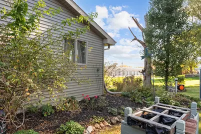 429 College Avenue, Howards Grove, WI 53019 - Photo 46