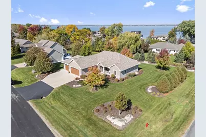 4440 Ravine Way, Oshkosh, WI 54904 - Photo 4
