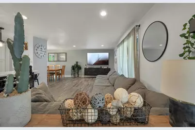 414 Simonet Street, Green Bay, WI 54301 - Photo 6