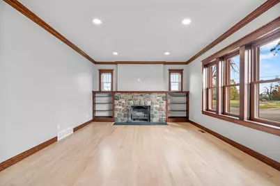 305 Cleveland Street, Menasha, WI 54952 - Photo 8