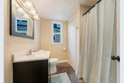 918 W 5th Avenue, Oshkosh, WI 54902 - Photo 18