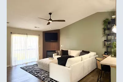 334 Brookside Drive #5, Mayville, WI 53050 - Photo 10