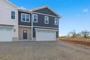 1825 Servant Way, Green Bay, WI 54311 - Photo 4