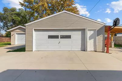 115 N Butler Street, Fond du Lac, WI 54935 - Photo 2