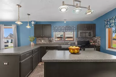 115 N Butler Street, Fond du Lac, WI 54935 - Photo 6