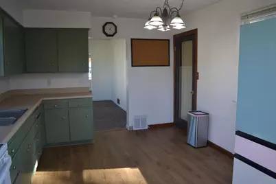 811 Minnesota Avenue, North Fond du Lac, WI 54937 - Photo 6