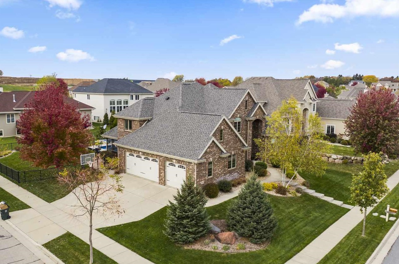 802 Silver Sage Trl, Madison, WI 53562-5683