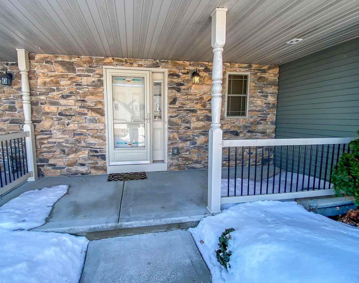 115 Baker Blvd, Beaver Dam, WI 53916
