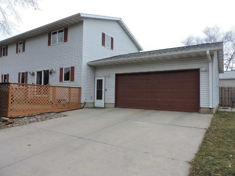 111 Welch St, Waupun, WI 53963