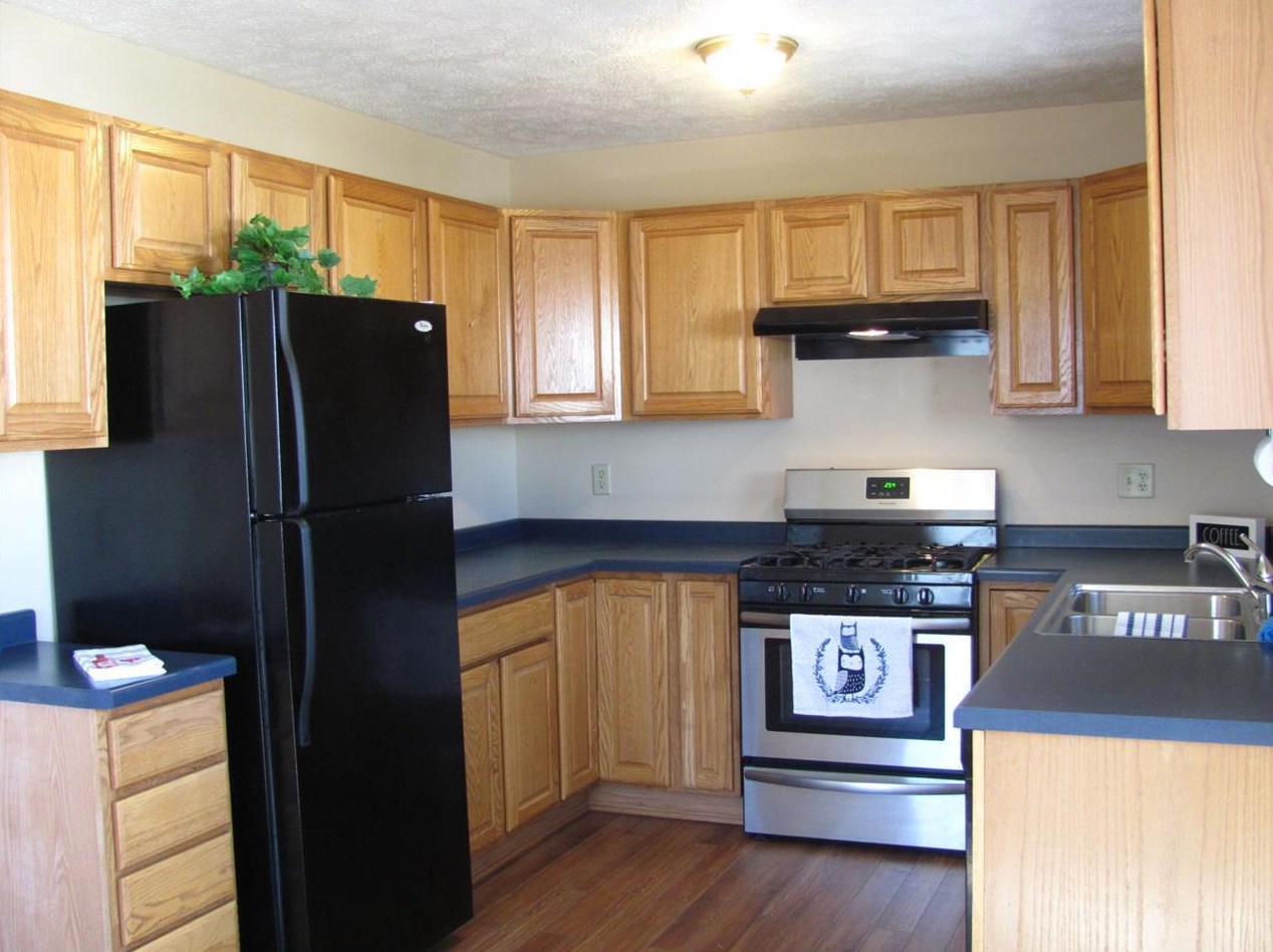 2055 Meridith Dr, Beloit, WI 53511-2729