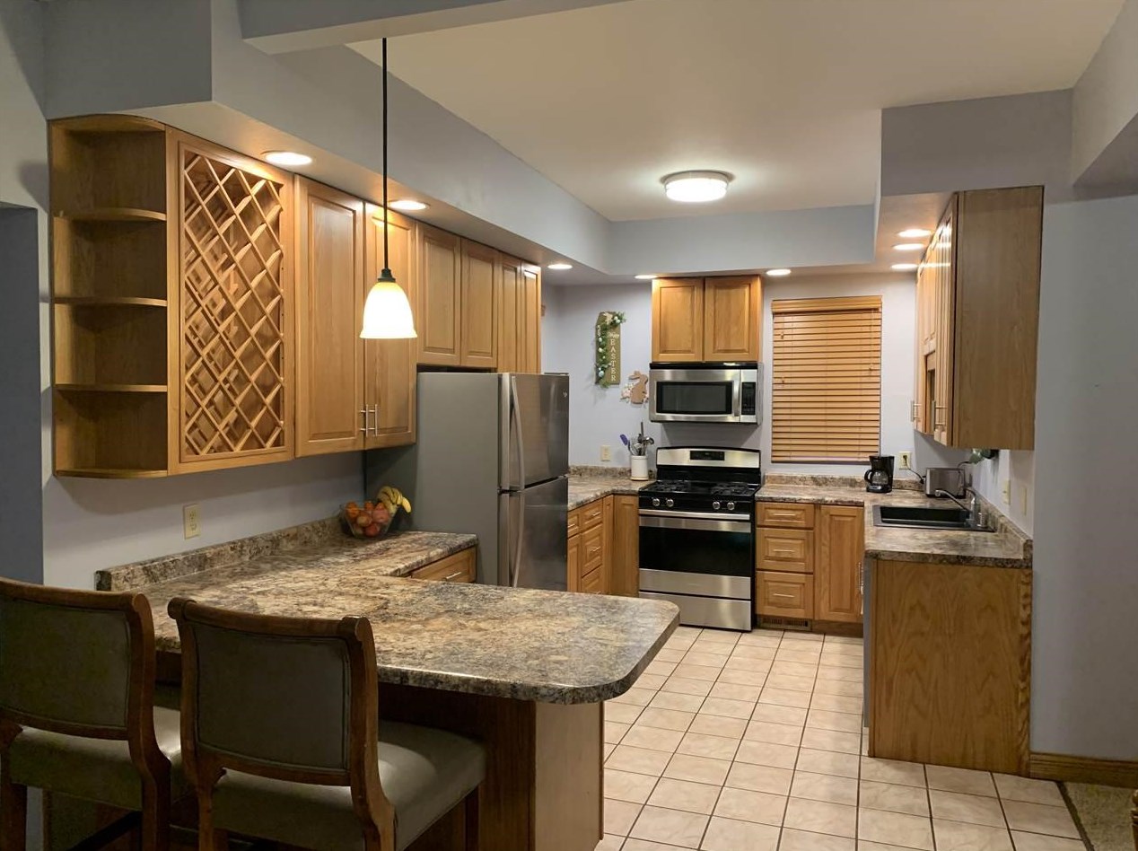 817 Prospect Ave, Portage, WI 53901-1932