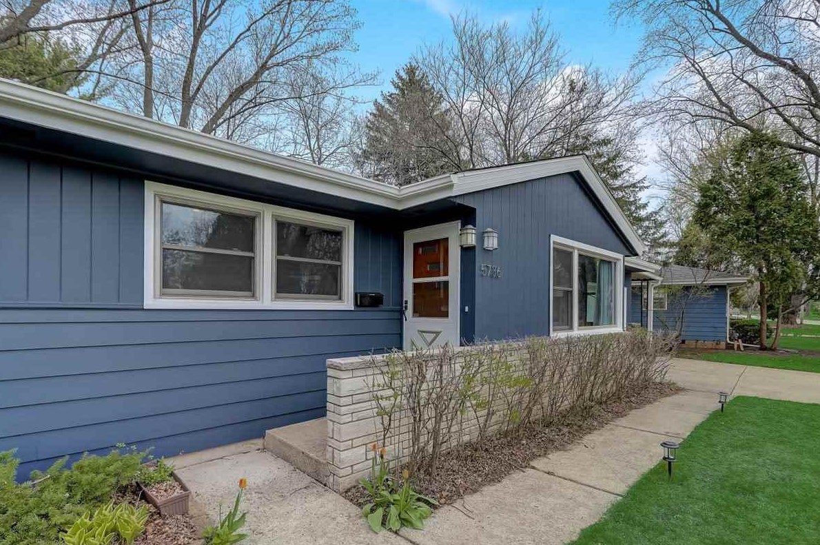 5736 Thrush Ln, Madison, WI 53711-4254