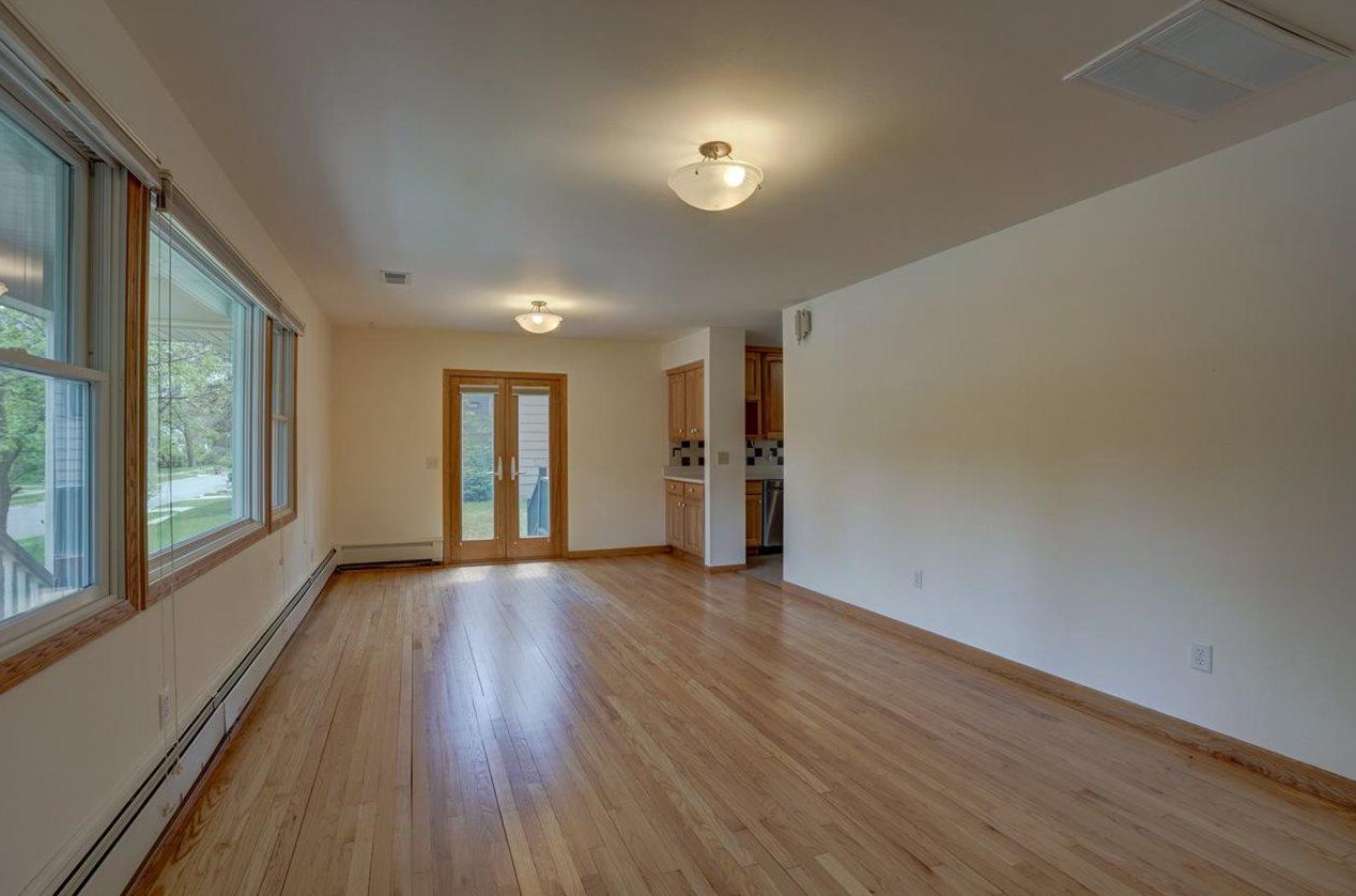 58 Merlham Dr, Madison, WI 53705-4960