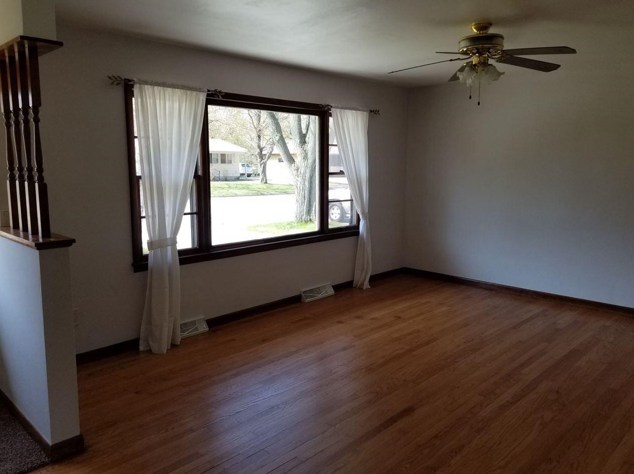 422 Hemphill Ave, Edgerton, WI 53534