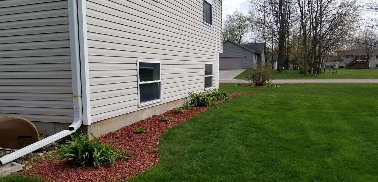 223 Lois Ln, Arena, WI 53503-9687