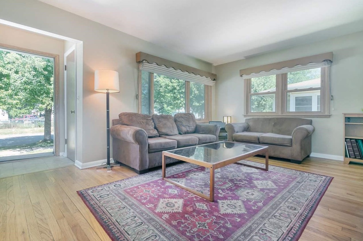 515 Kedzie St, Madison, WI 53704-4834