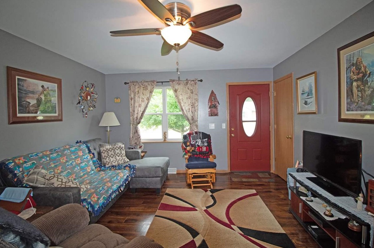 110 Lois Ln, Arena, WI 53503-9653