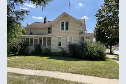 315 N Center St - Photo 1