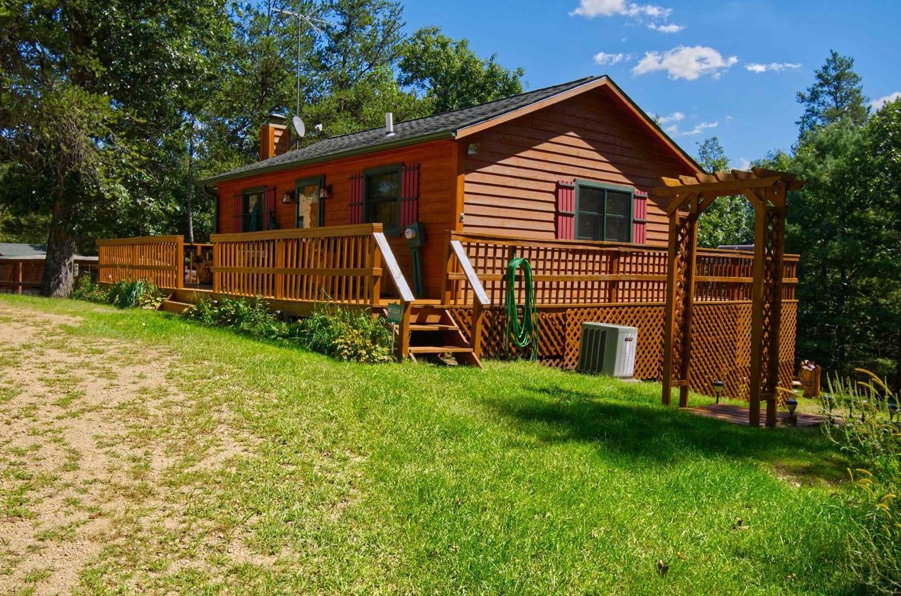 1000 Gem Ct, Wisconsin Dells, WI 53965
