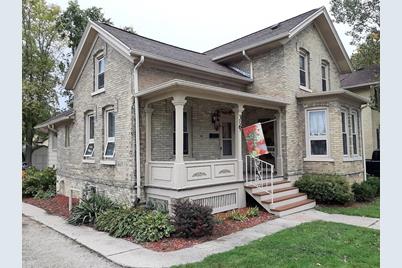306 S 9th St - Photo 1