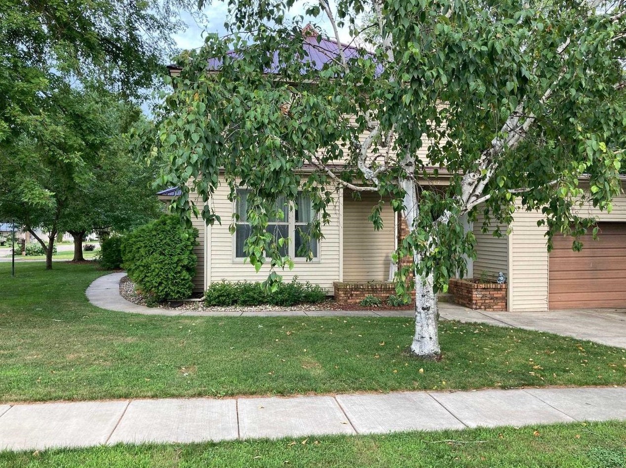 407 Oak St, Arena, WI 53503-9693