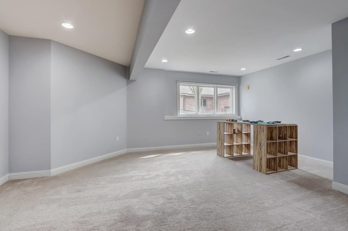 43 Hawk Feather Cir, Madison WI  53717-2744 exterior