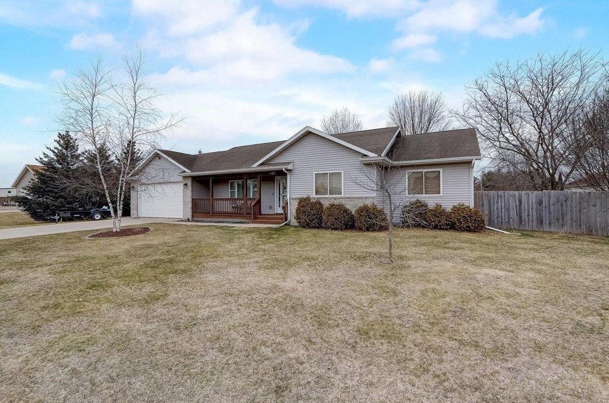 401 Dalogasa Dr, Arena, WI 53503-9111