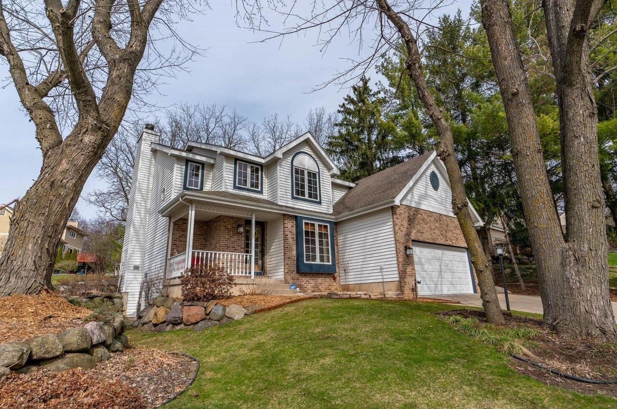 922 Holt Cir, Madison, WI 53719-3033